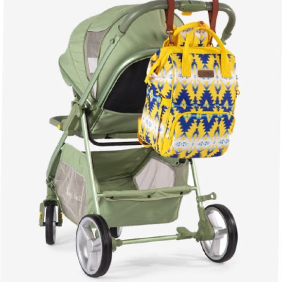 Wrangler Yellow Multi-Use Backpack or Baby Travel Bag *Brand New in Box* - Picture 5 of 6